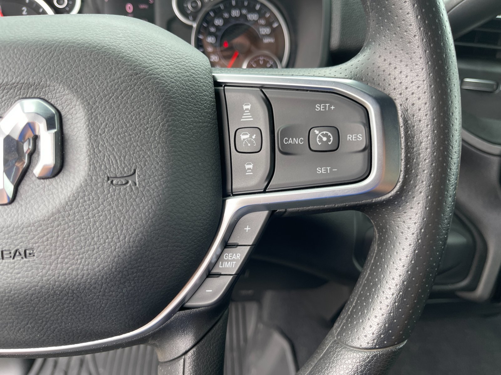 2026 RAM 2500 Tradesman - Photo 27
