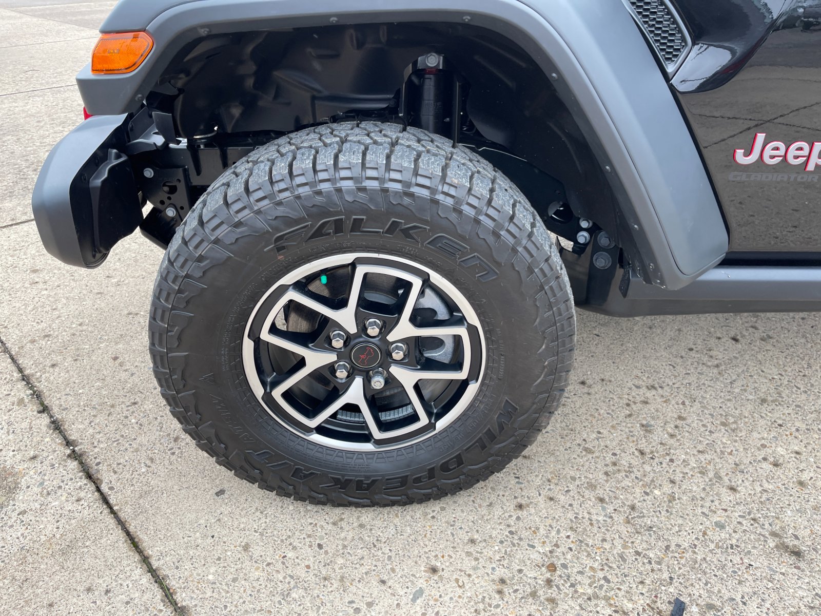 New 2026 Black Clearcoat Jeep Rubicon image 30