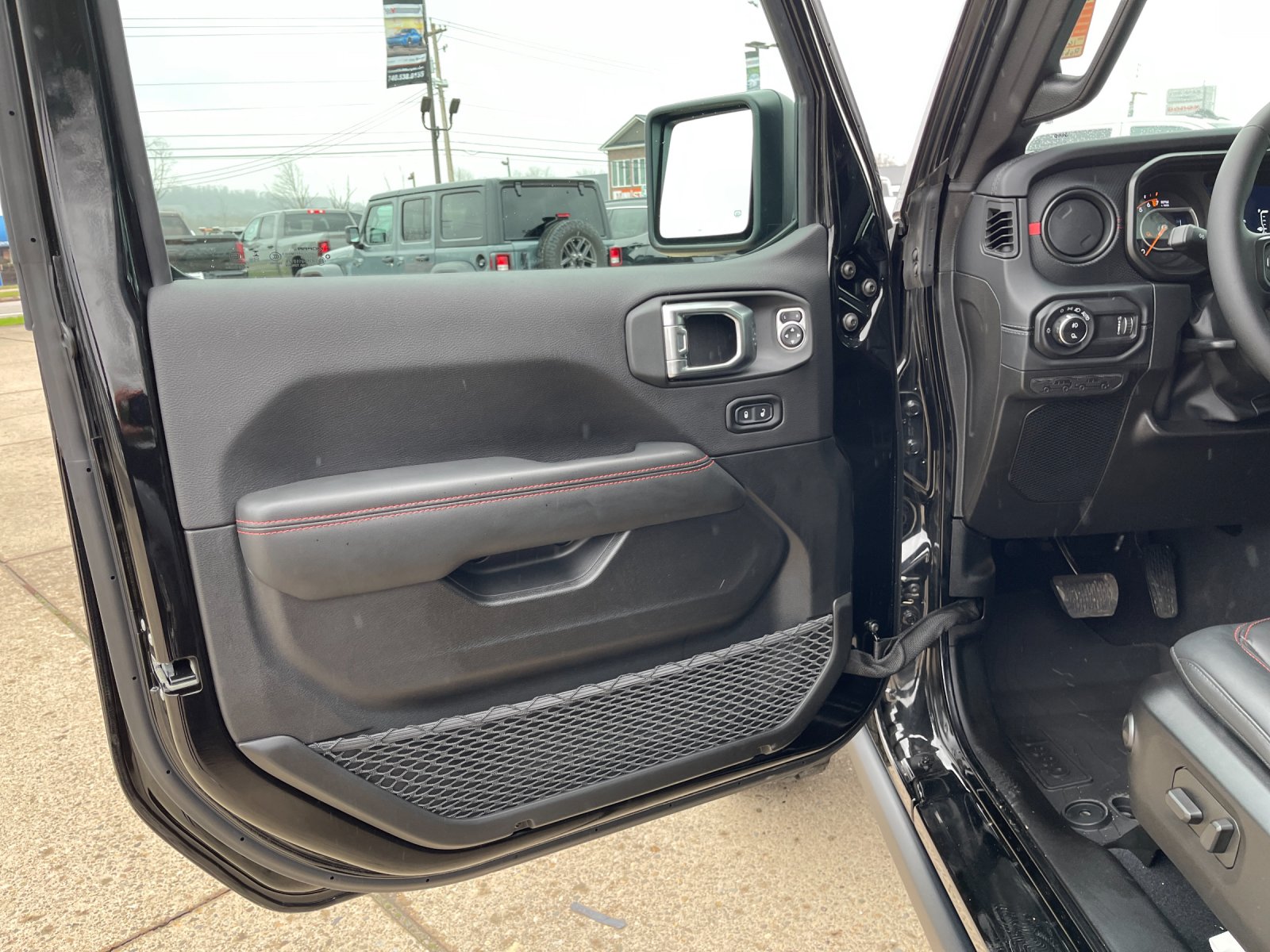 New 2026 Black Clearcoat Jeep Rubicon image 11