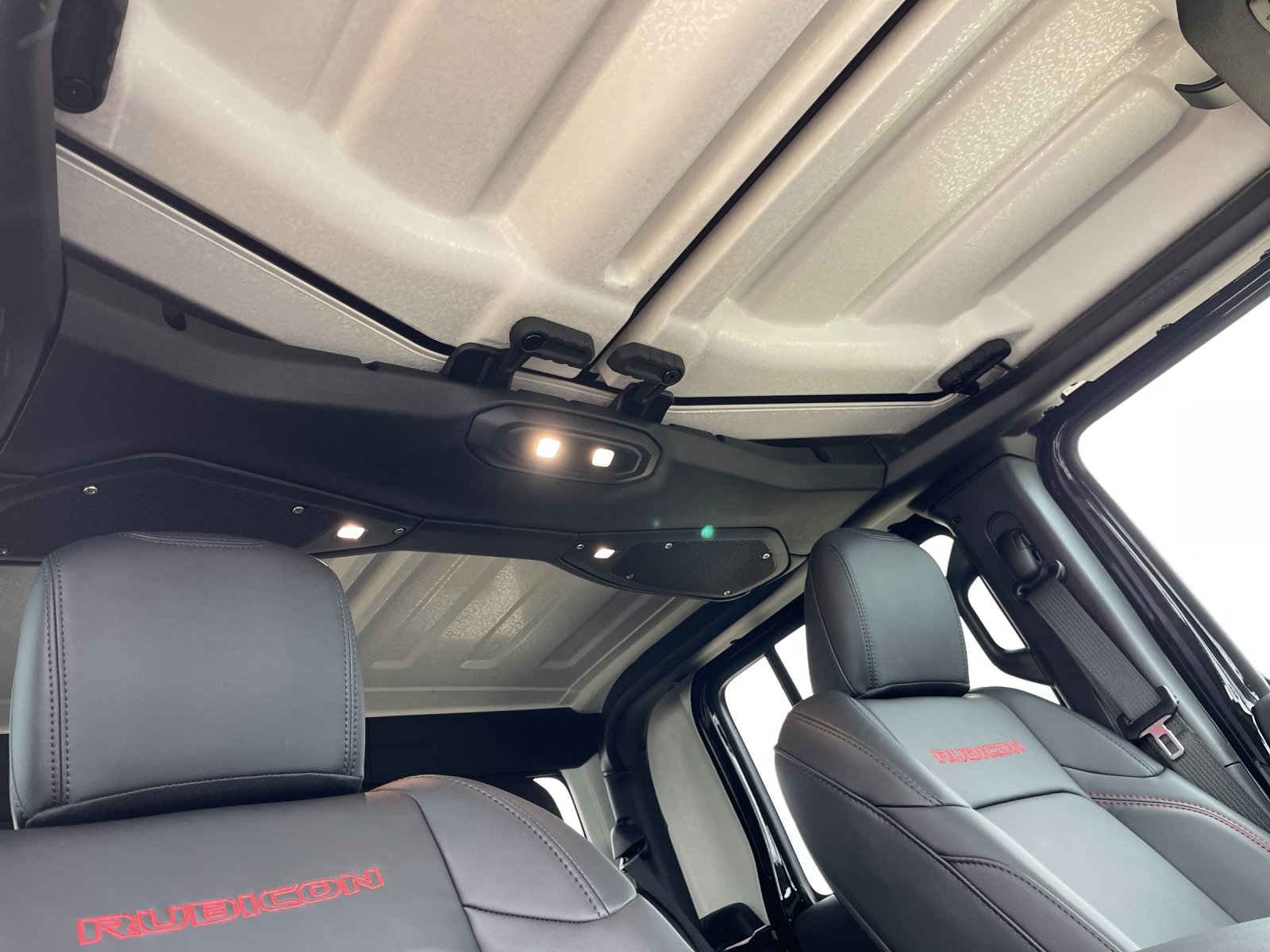 New 2026 Black Clearcoat Jeep Rubicon image 17