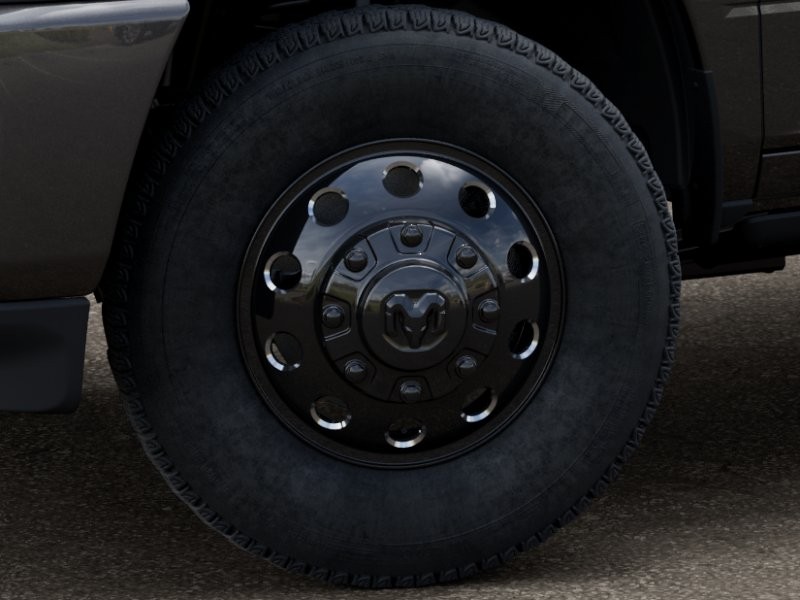 New 2026 Crystal Metallic RAM Laramie image 8