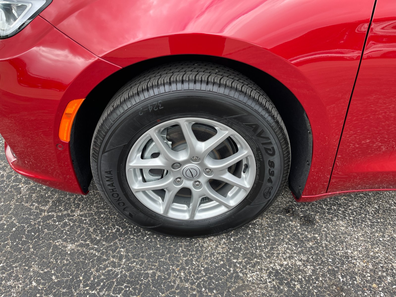 2026 Chrysler Pacifica Select - Photo 32