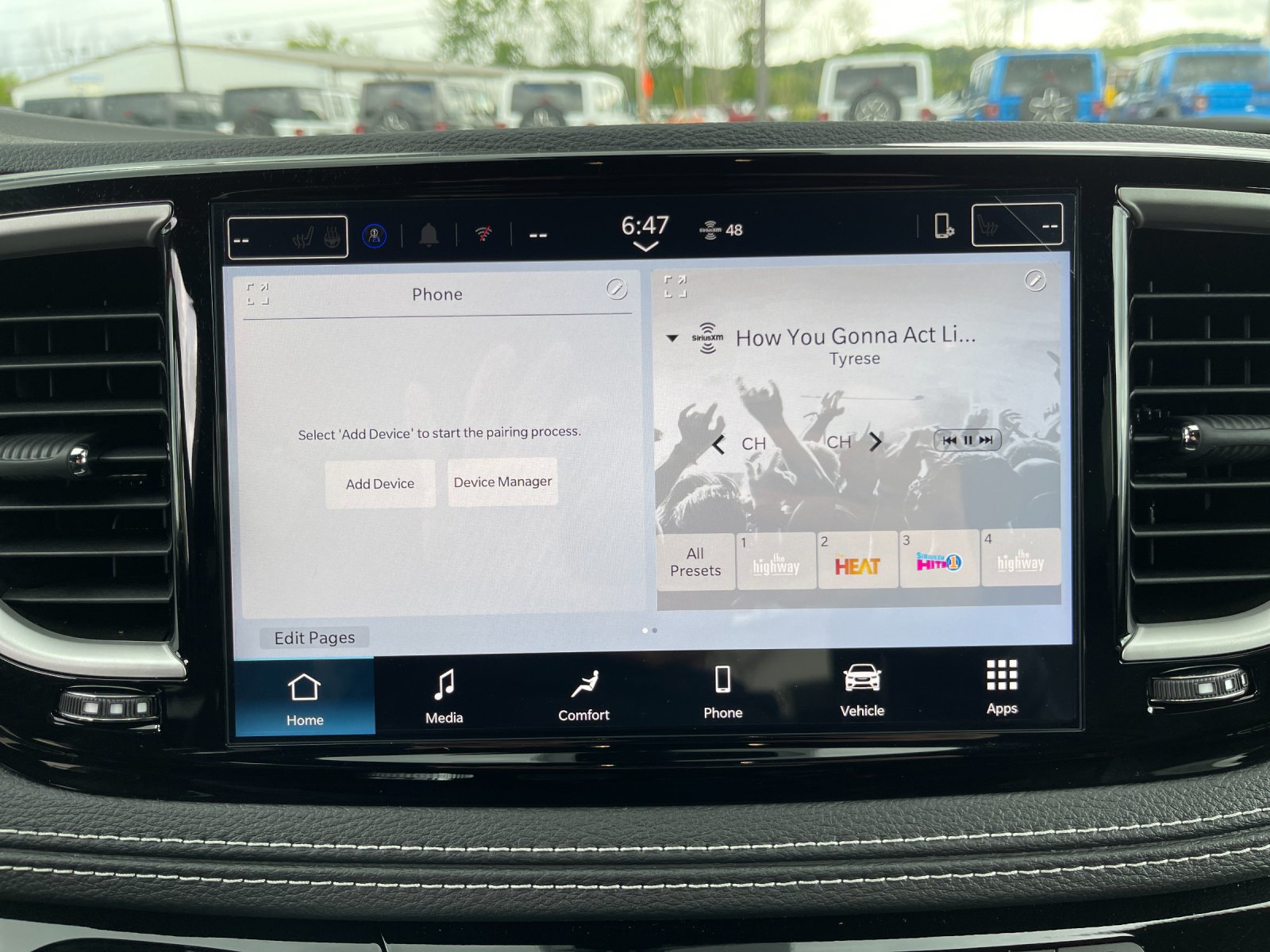 2026 Chrysler Pacifica Select - Photo 21