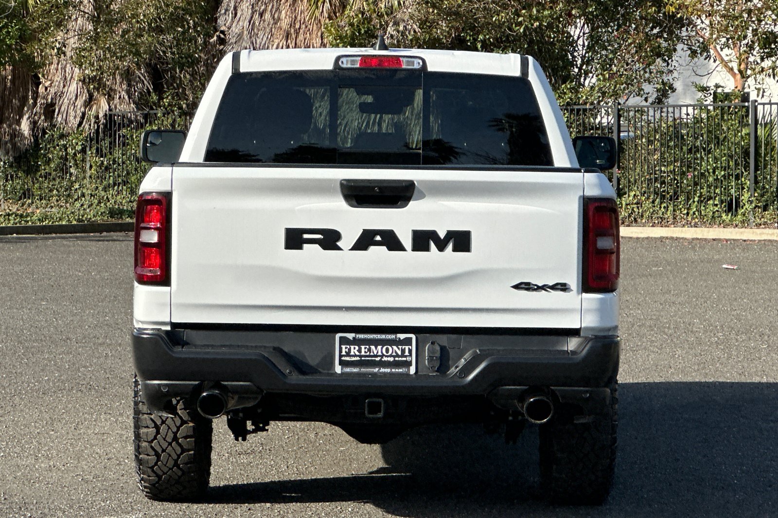 New 2026 Bright White Clear-Coat Exterior Paint RAM Warlock image 4