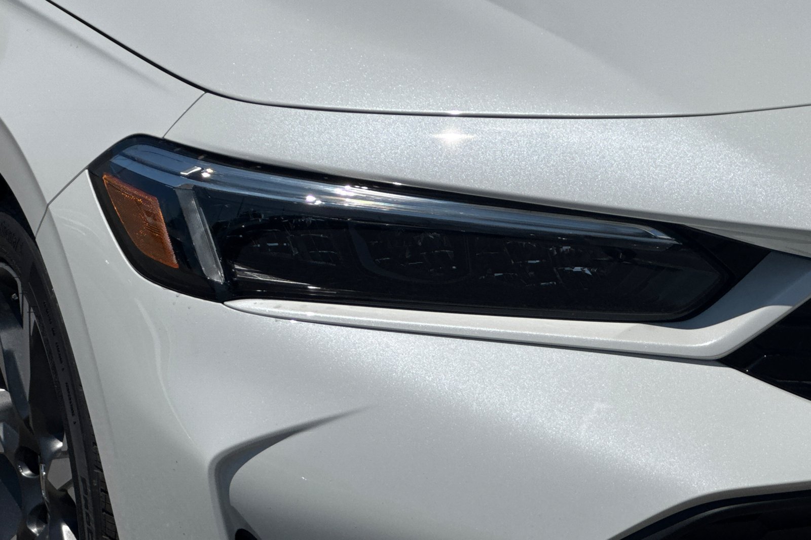 New 2026 Platinum White Pearl Honda 2WD Sport Touring Hybrid image 30