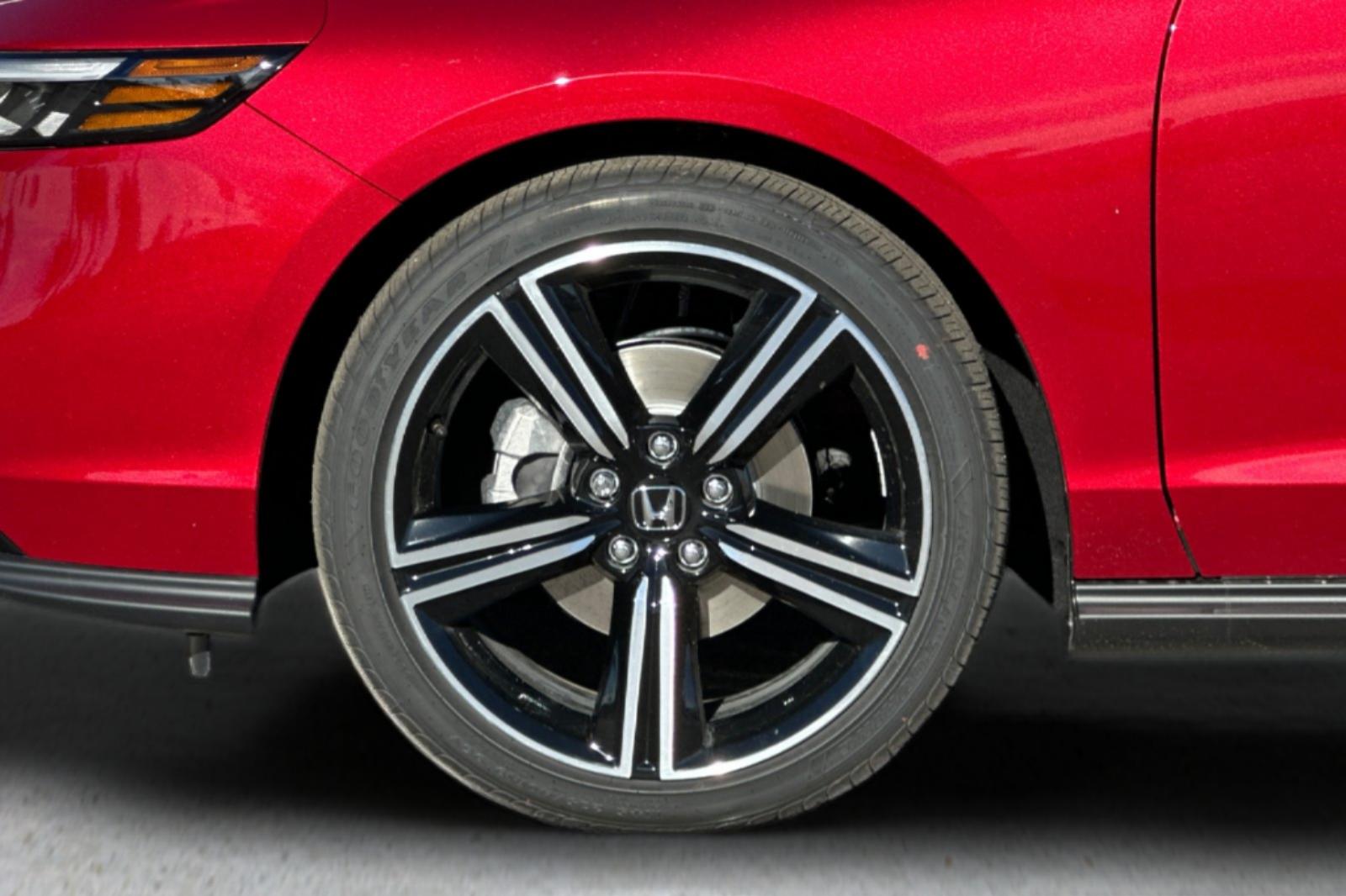 New 2026 Radiant Red Metallic Honda SE image 30