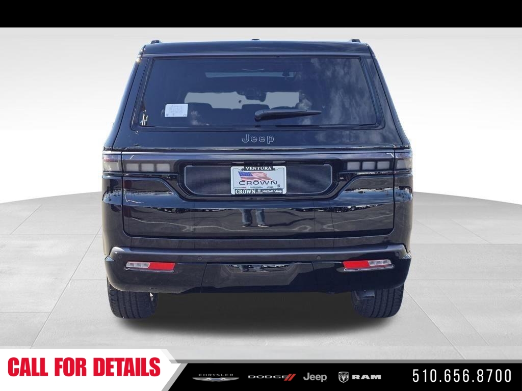 New 2026 High Gloss Black Exterior Paint Jeep Limited Altitude image 6