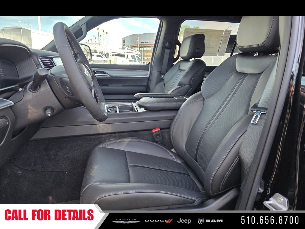 New 2026 High Gloss Black Exterior Paint Jeep Limited Altitude image 20