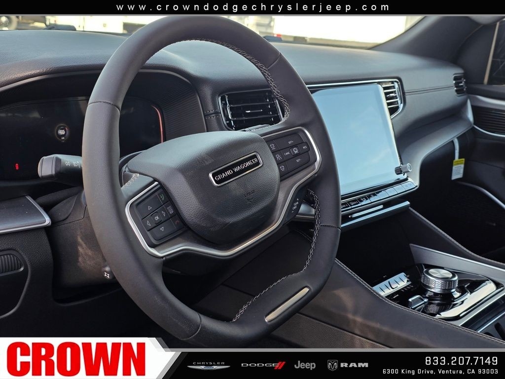 New 2026 High Gloss Black Exterior Paint Jeep Limited Altitude image 46