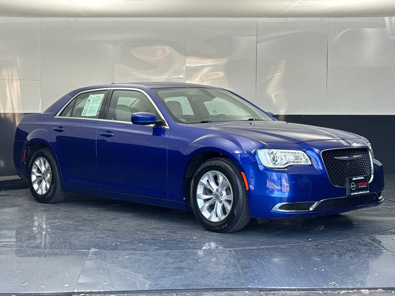 2019 Chrysler 300 Touring