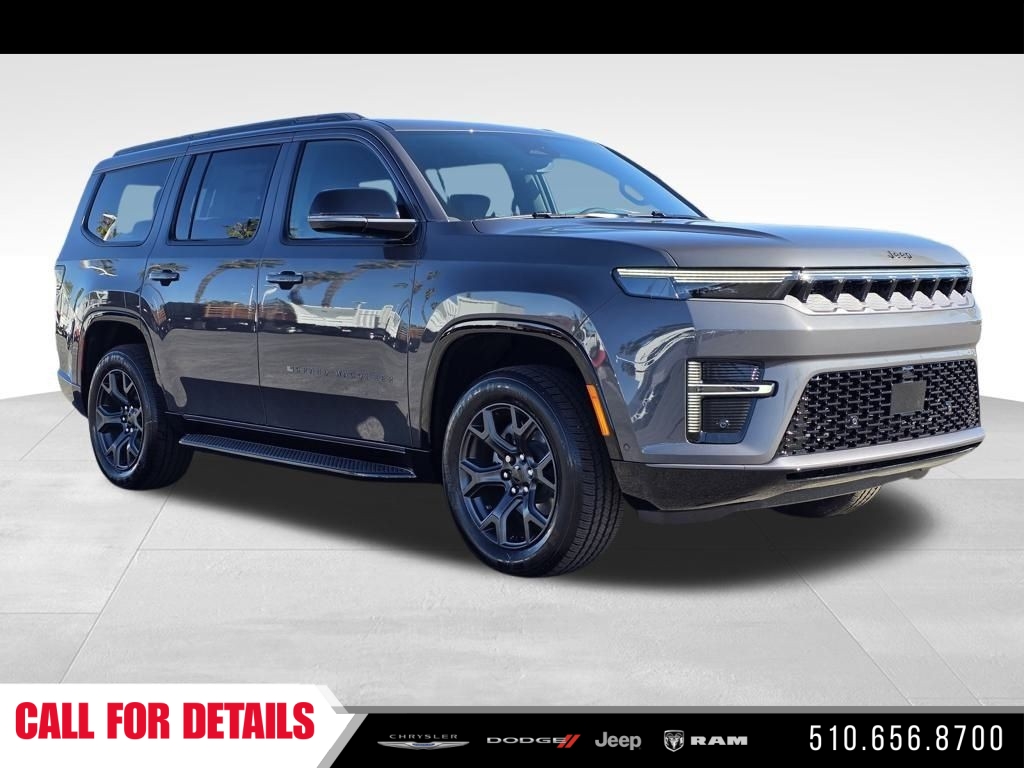 New 2026 Baltic-Gray Metallic Clear-Coat Exterior Paint Jeep Limited Altitude image 3