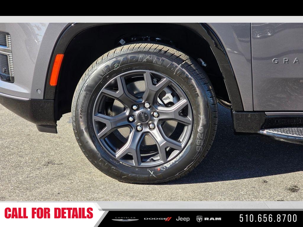 New 2026 Baltic-Gray Metallic Clear-Coat Exterior Paint Jeep Limited Altitude image 9
