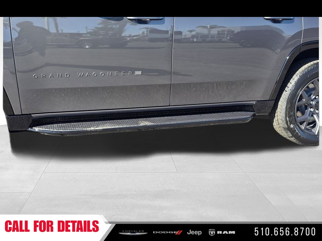 New 2026 Baltic-Gray Metallic Clear-Coat Exterior Paint Jeep Limited Altitude image 10