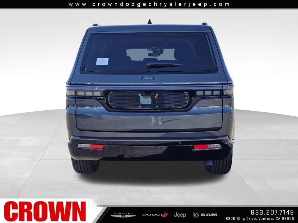 New 2026 Baltic-Gray Metallic Clear-Coat Exterior Paint Jeep Limited Altitude image 30