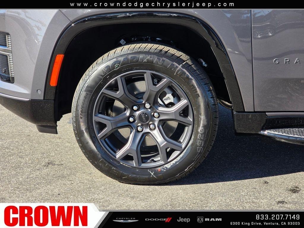 New 2026 Baltic-Gray Metallic Clear-Coat Exterior Paint Jeep Limited Altitude image 33
