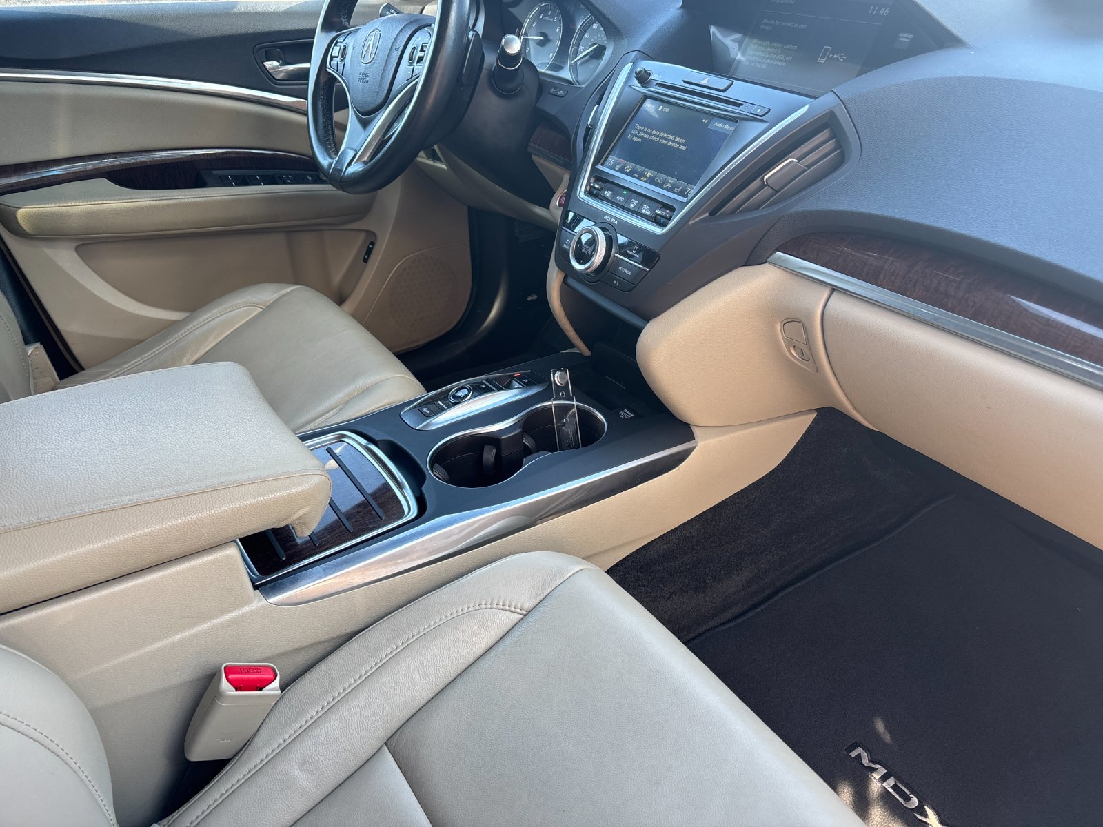 Used 2019 White Diamond Pearl Acura 3.5L image 18