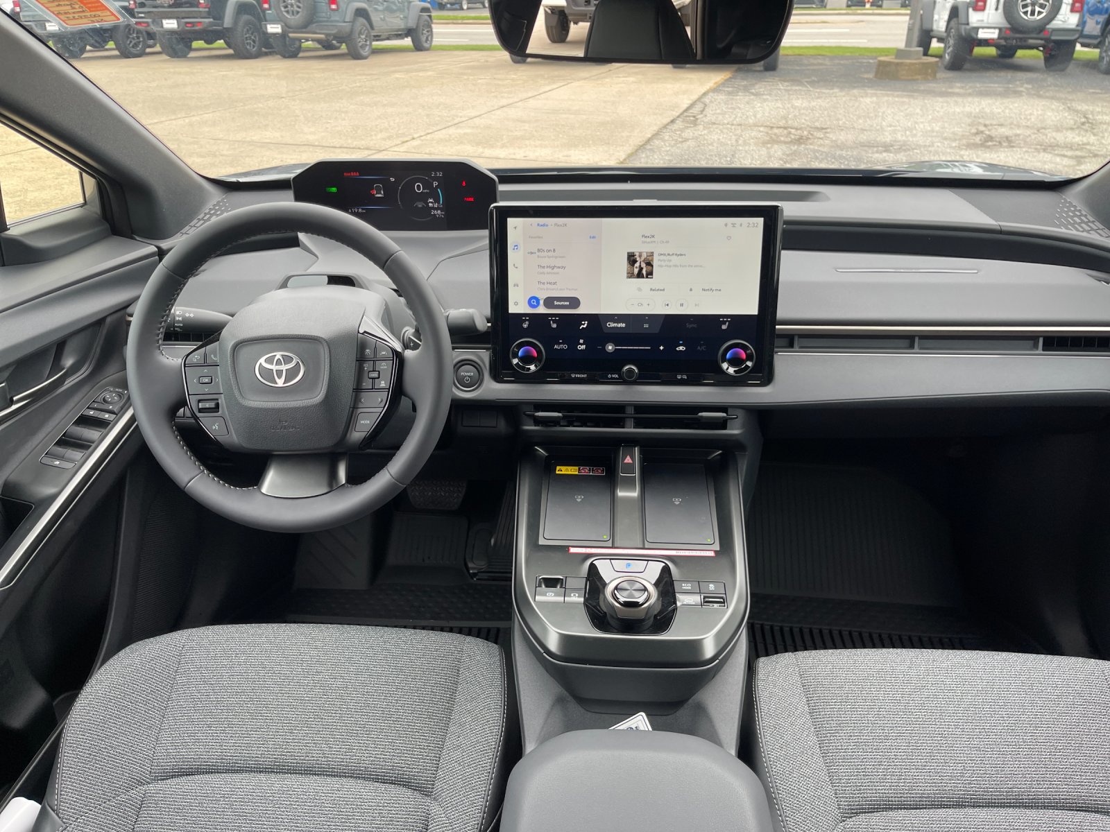 2026 Toyota bZ XLE - Photo 15