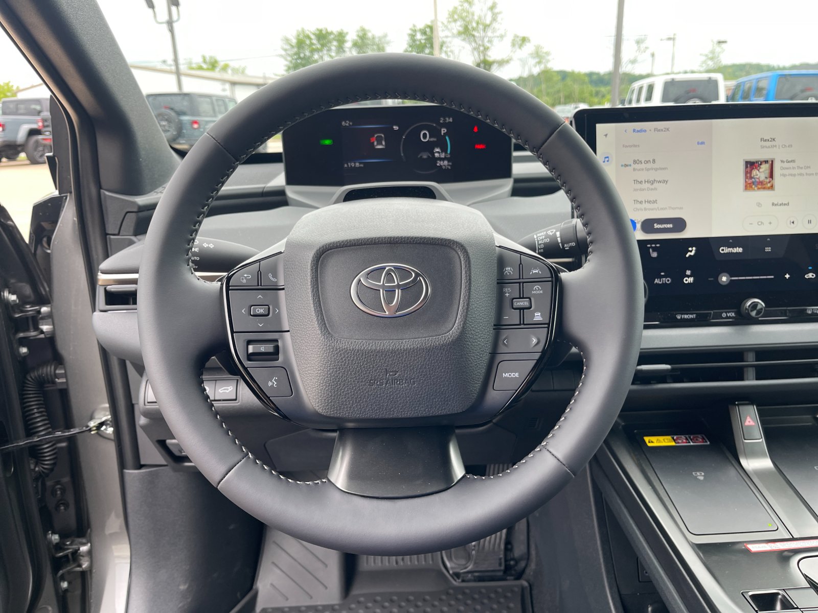 2026 Toyota bZ XLE - Photo 26