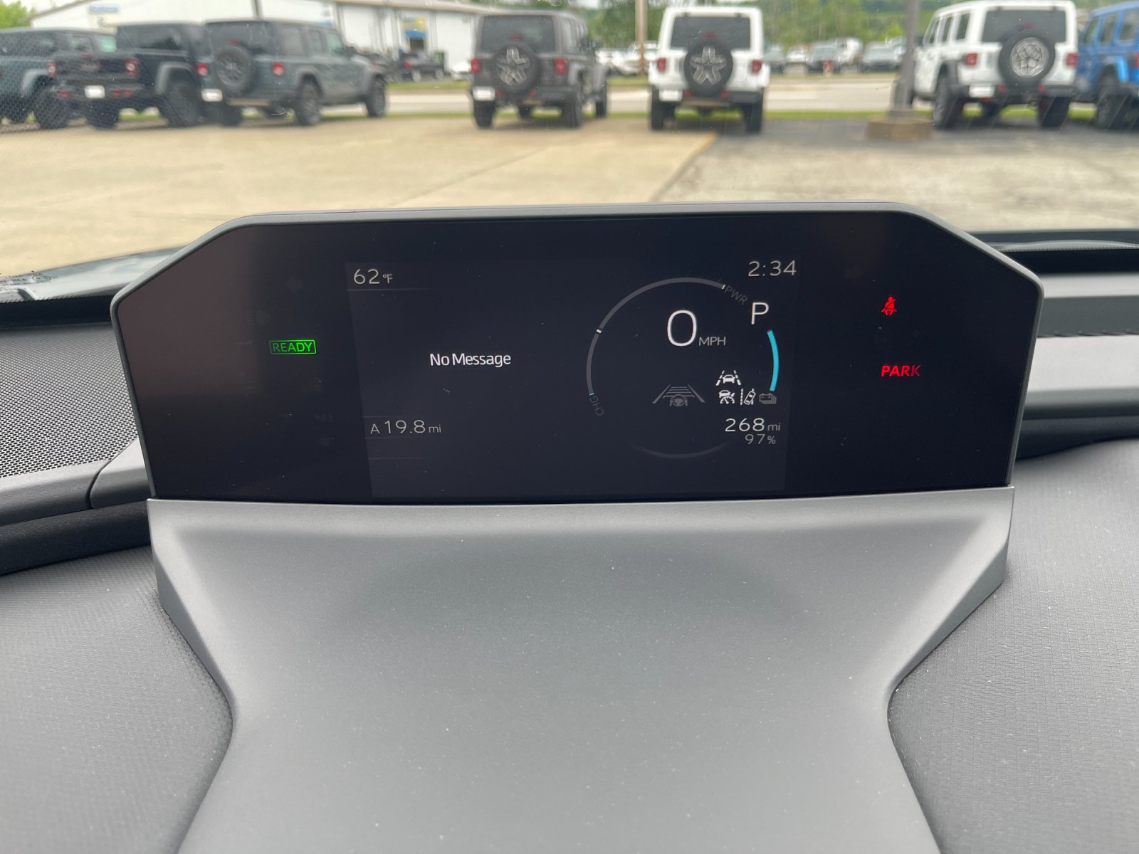 2026 Toyota bZ XLE - Photo 29