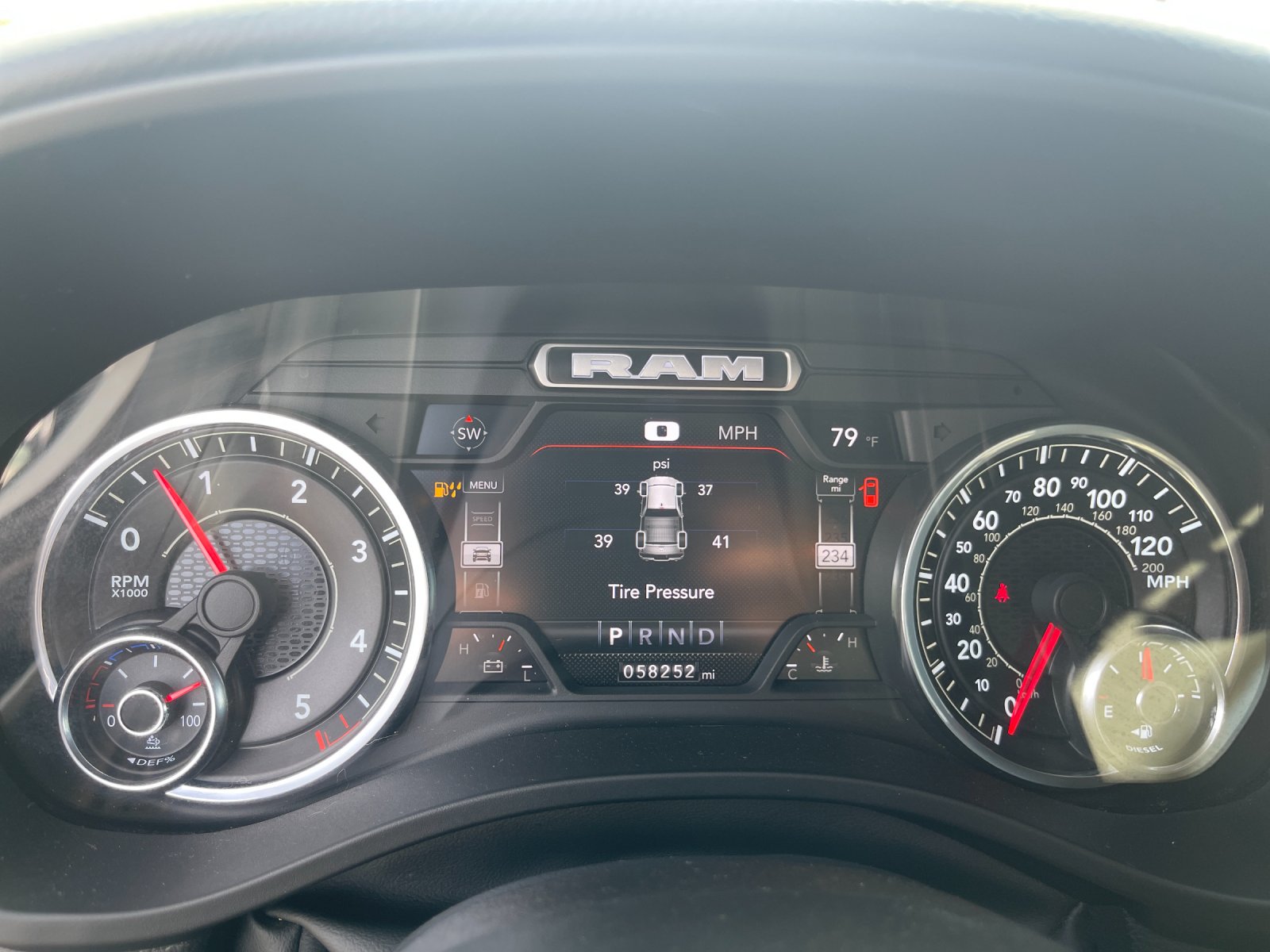 Used 2022 Silver Ram Big Horn/Lone Star image 28