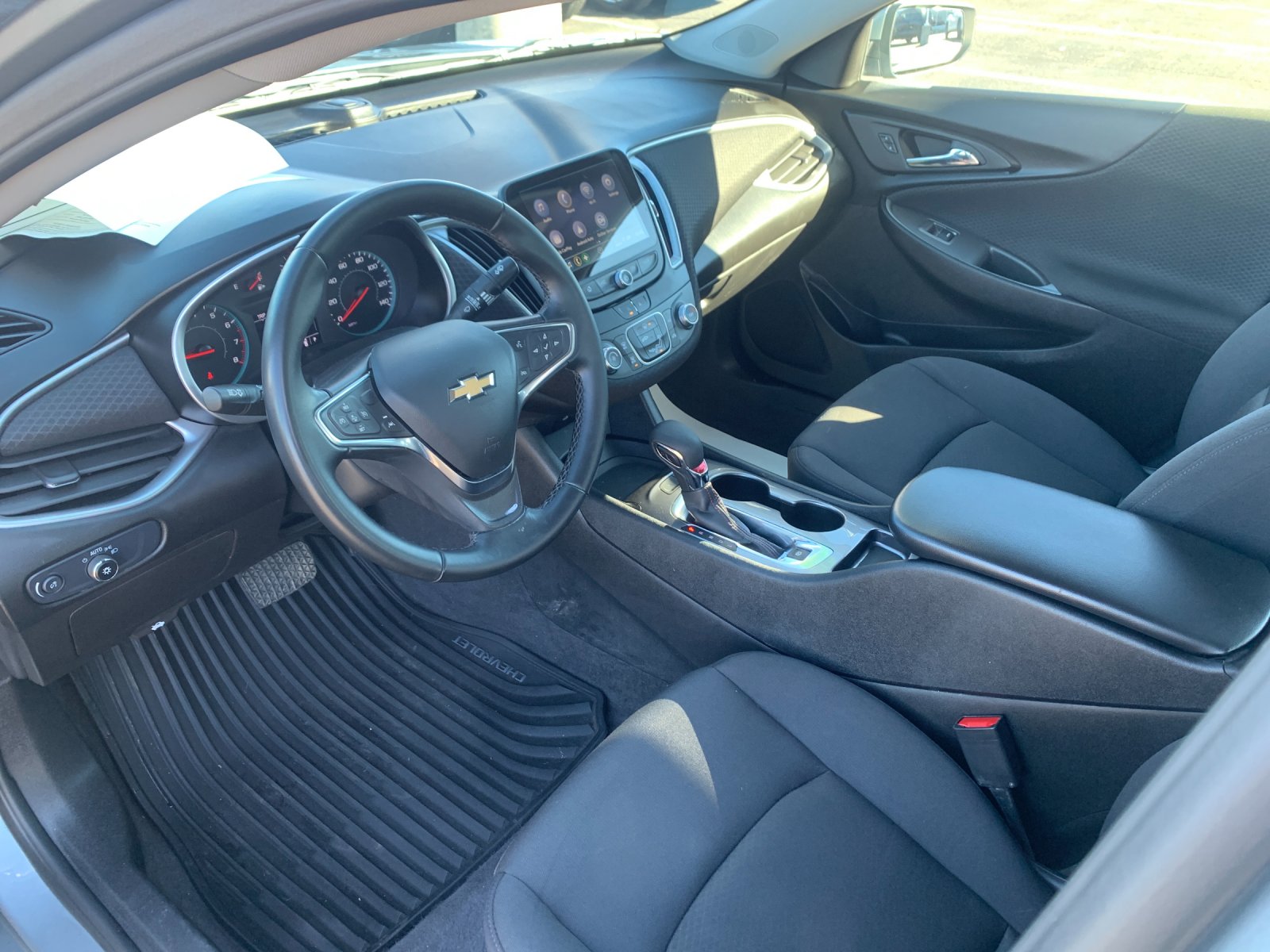 2025 Chevrolet Malibu RS - Photo 11