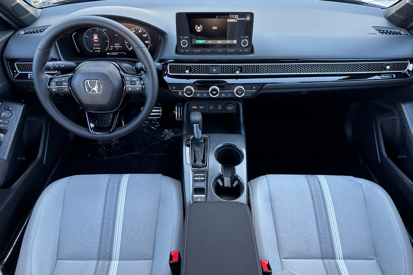 2026 Honda Civic Sport - Photo 13