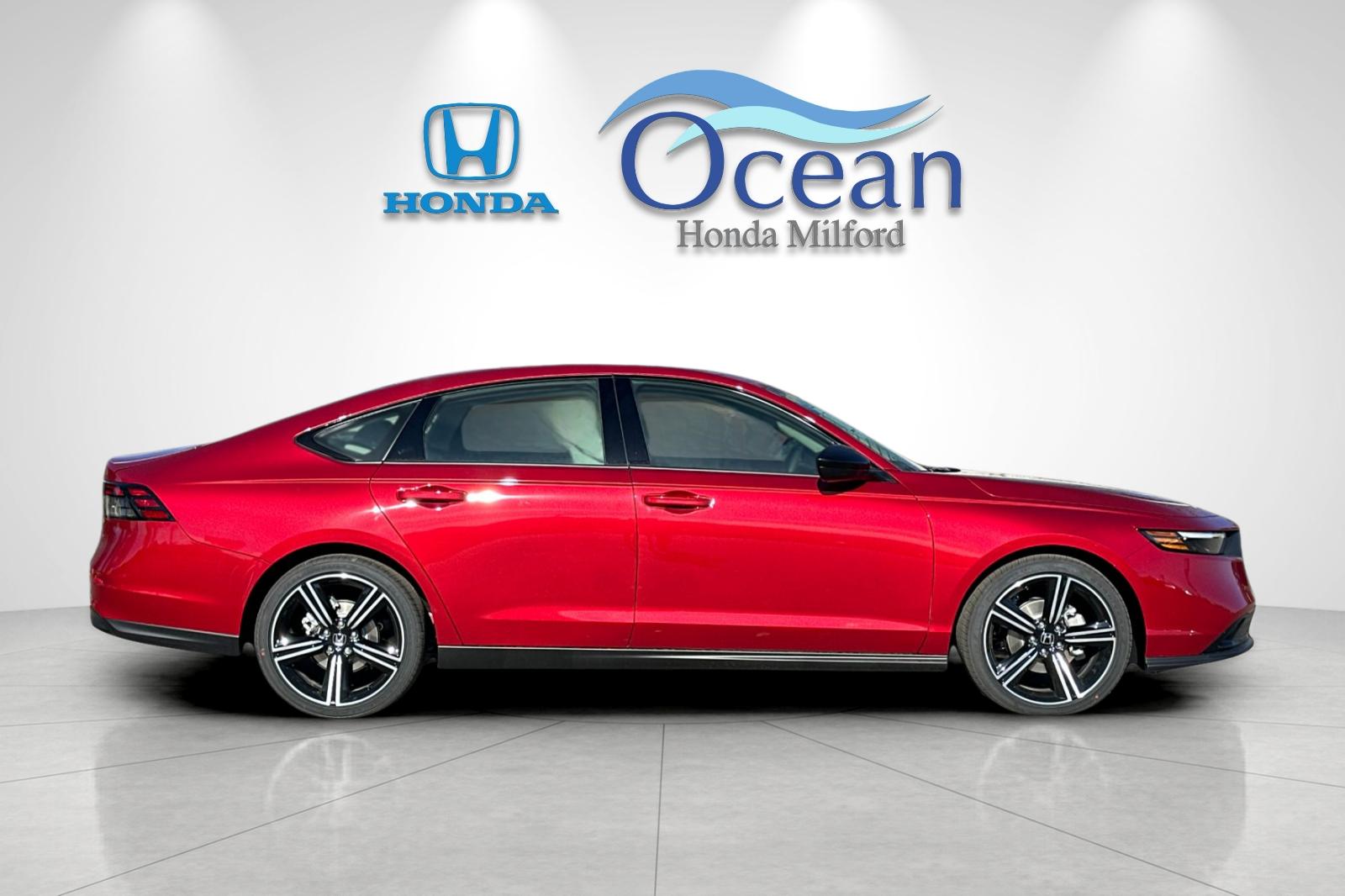 New 2026 Radiant Red Metallic Honda SE image 6