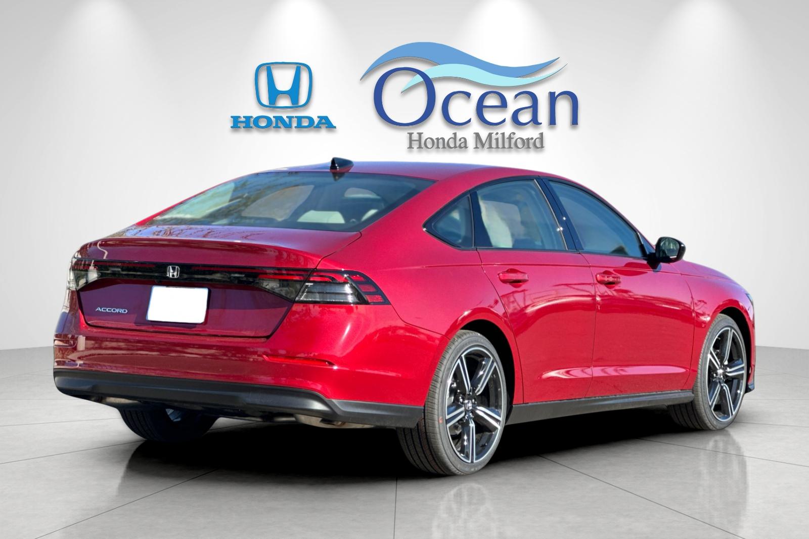 New 2026 Radiant Red Metallic Honda SE image 5