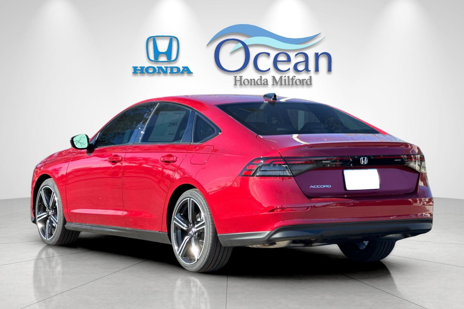 New 2026 Radiant Red Metallic Honda SE image 3
