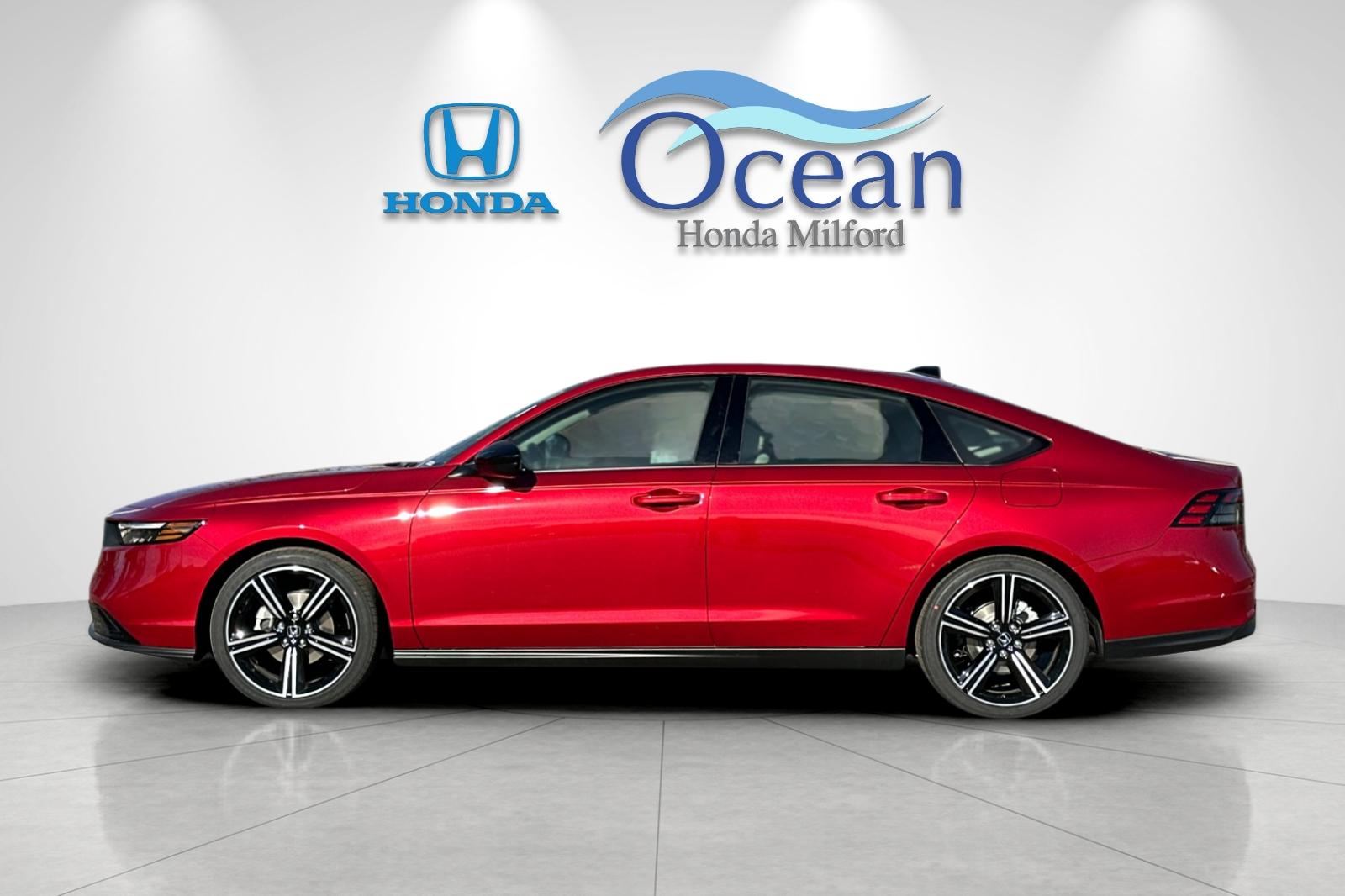 New 2026 Radiant Red Metallic Honda SE image 2