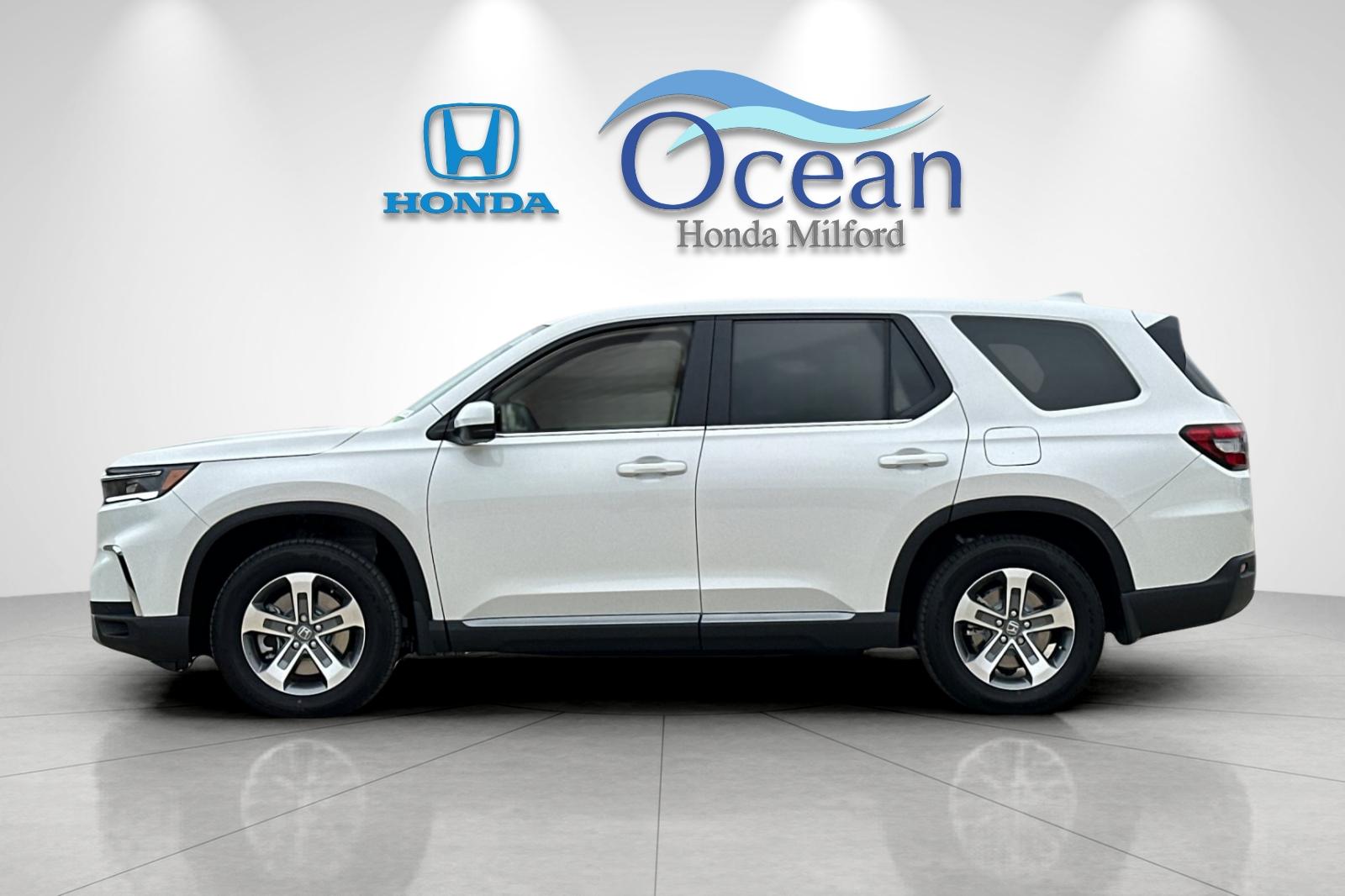New 2025 Honda Pilot EX-L 4D Sport Utility in Brockton #1180919
