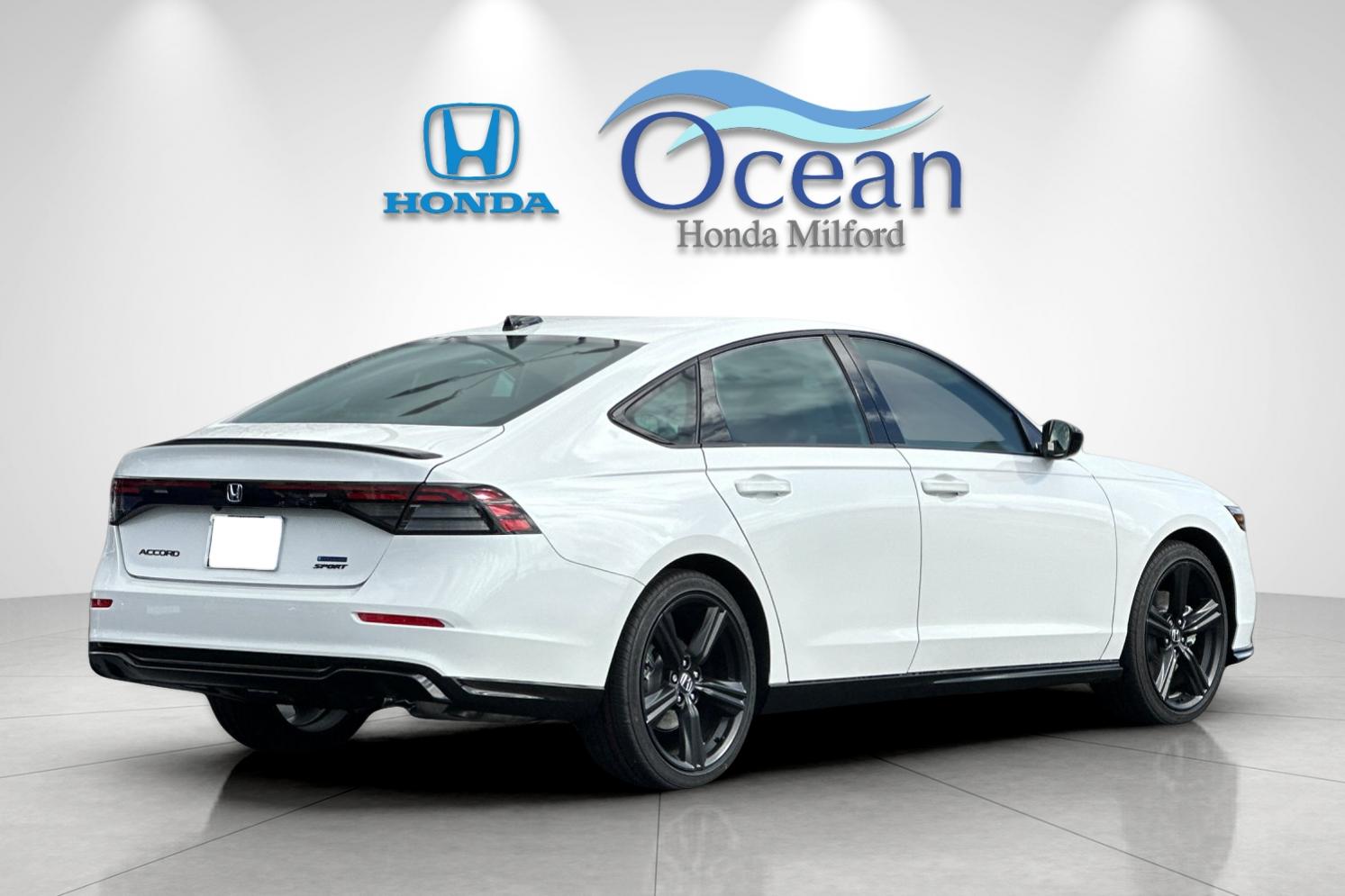 New 2026 Platinum White Pearl Honda Sport-L Hybrid image 5