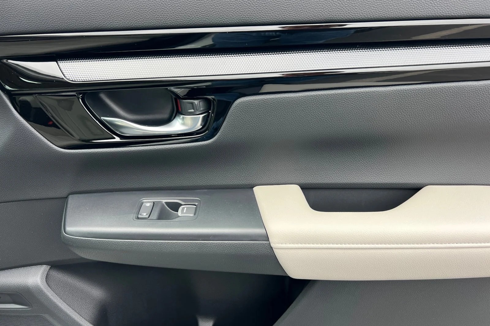 New 2026 Platinum White Pearl Honda EX-L image 15