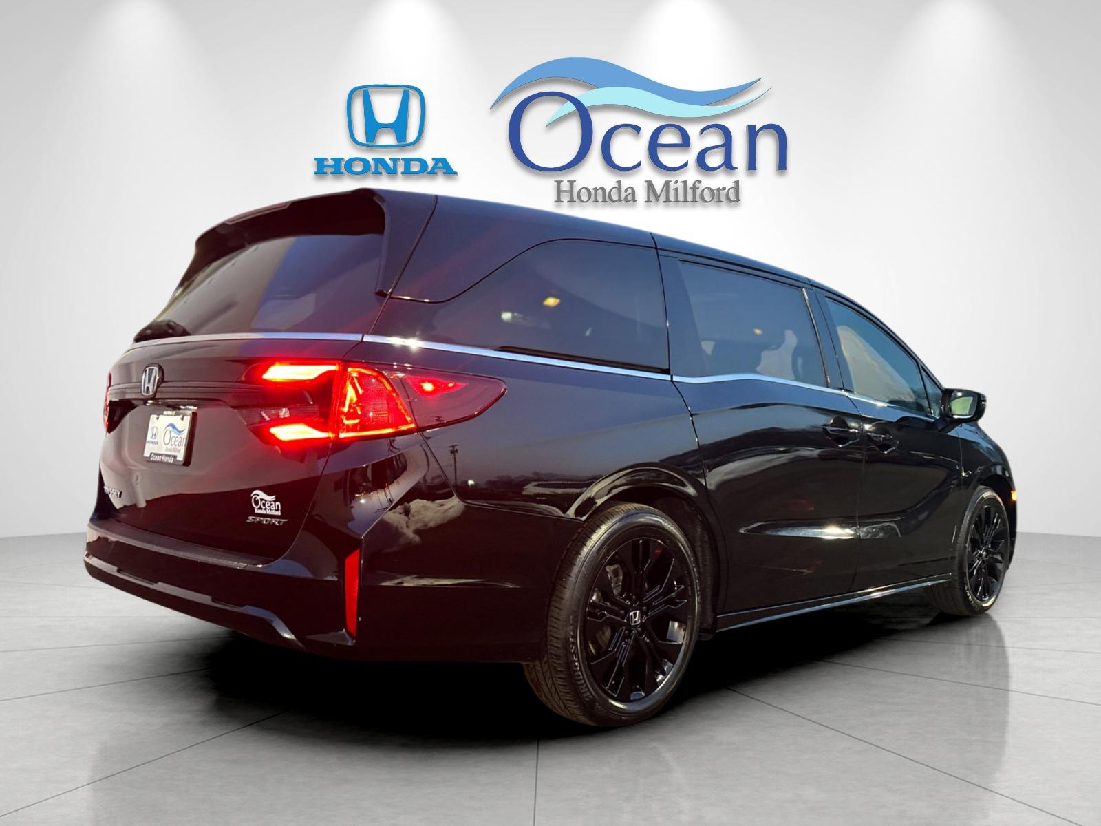 Pre-Owned 2025 Honda Odyssey Sport-L 4D Passenger Van in Brockton