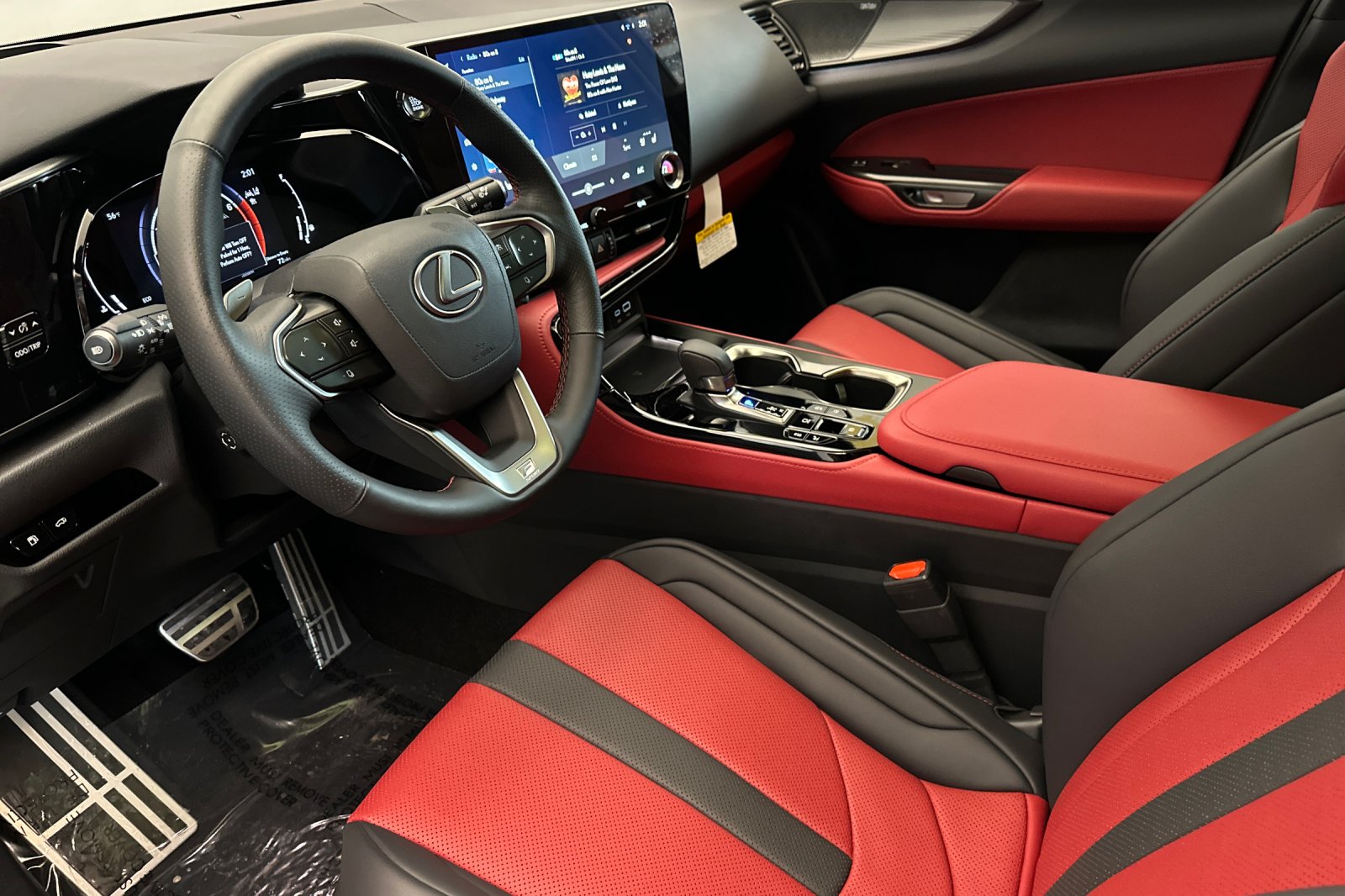 2025 Lexus NX 350 - Photo 10