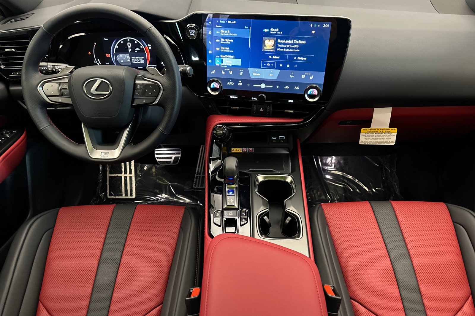 2025 Lexus NX 350 - Photo 13
