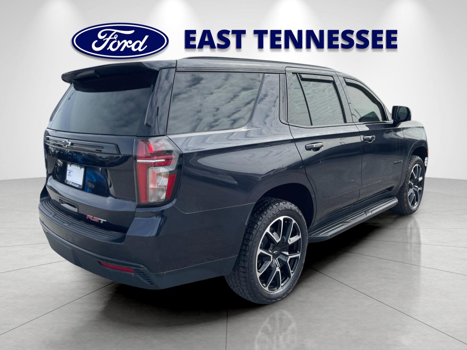 Used 2023 Gray Chevrolet RST image 3