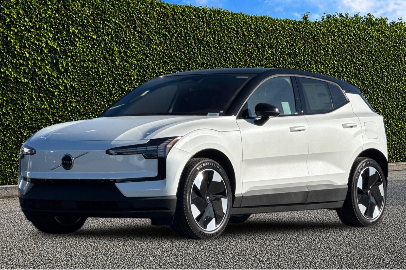 2026 Volvo EX30 Plus