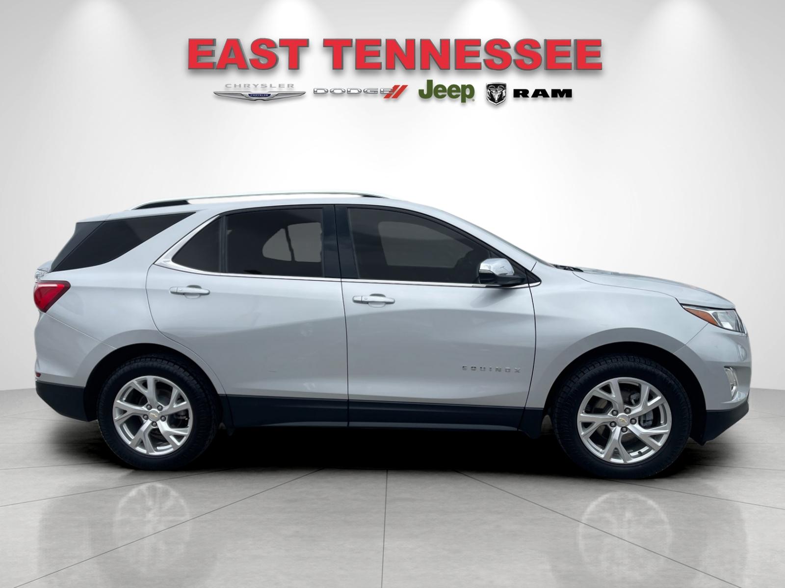 Used 2019 Chevrolet Equinox Premier with VIN 2GNAXXEVXK6242812 for sale in Crossville, TN