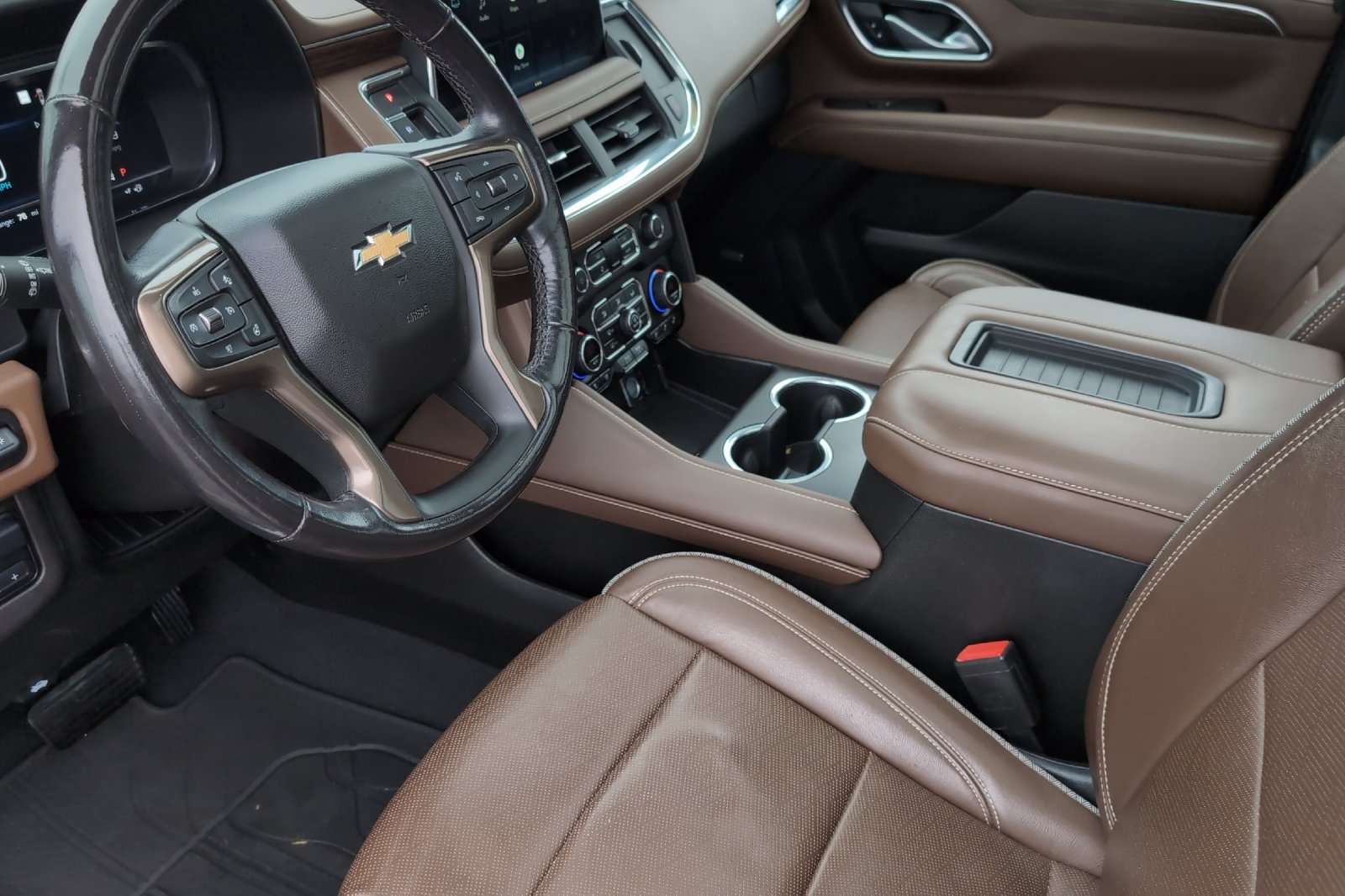 Used 2022 Gray Chevrolet High Country image 11