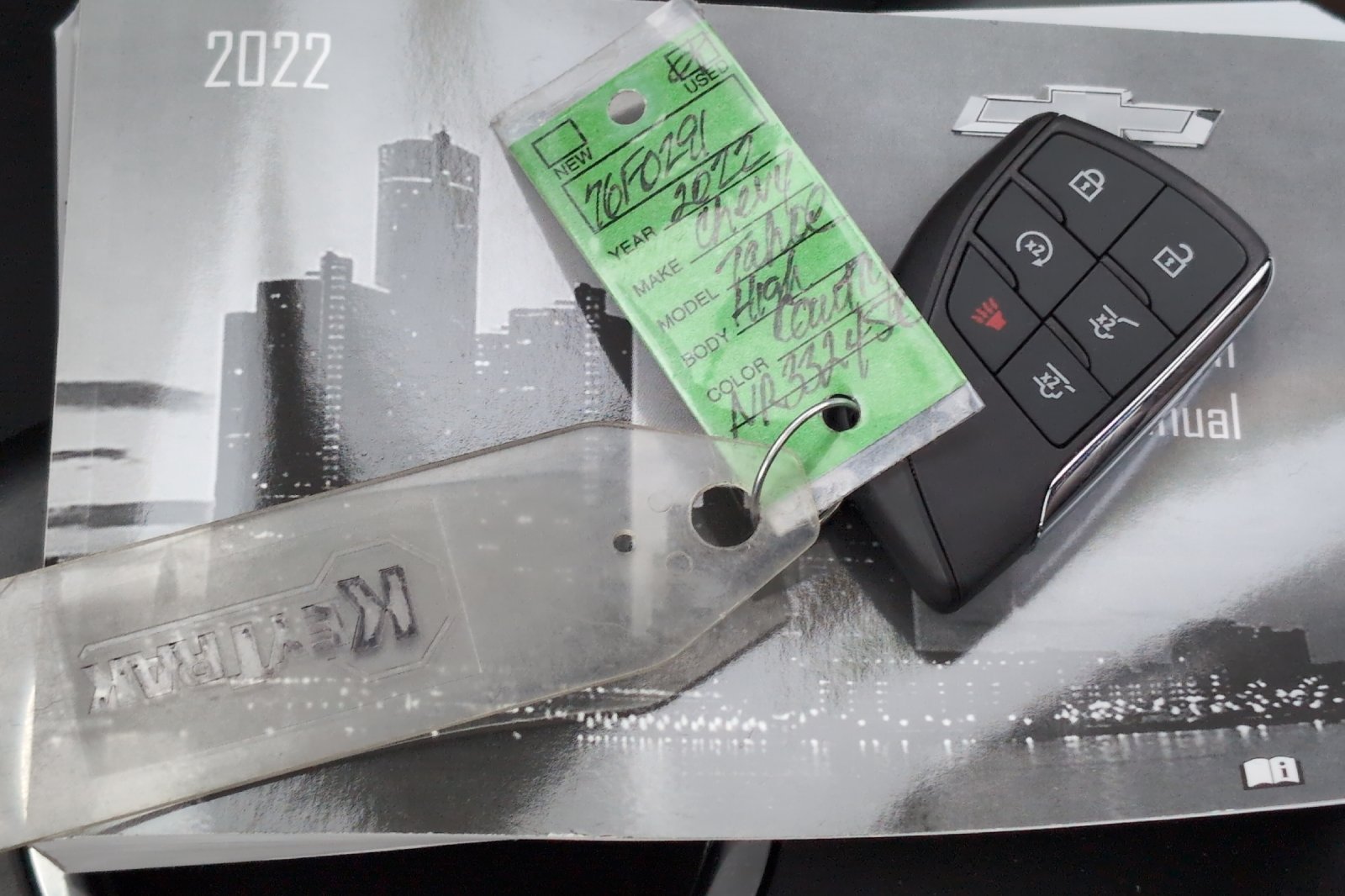 Used 2022 Gray Chevrolet High Country image 9