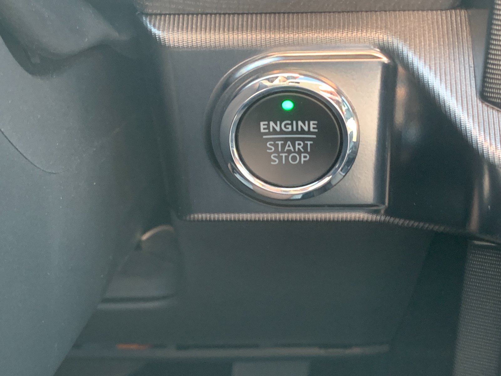 Used 2023 Red Ford Platinum image 26