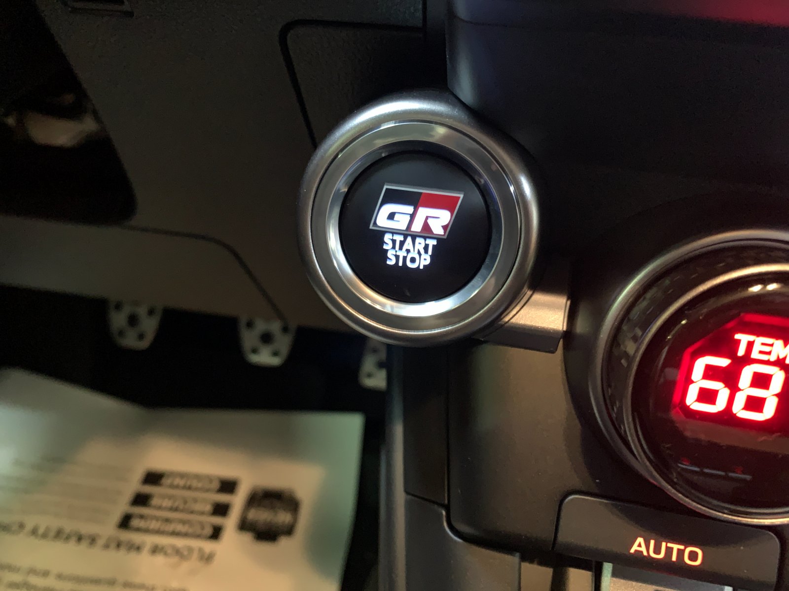 Used 2026  Toyota Premium image 25