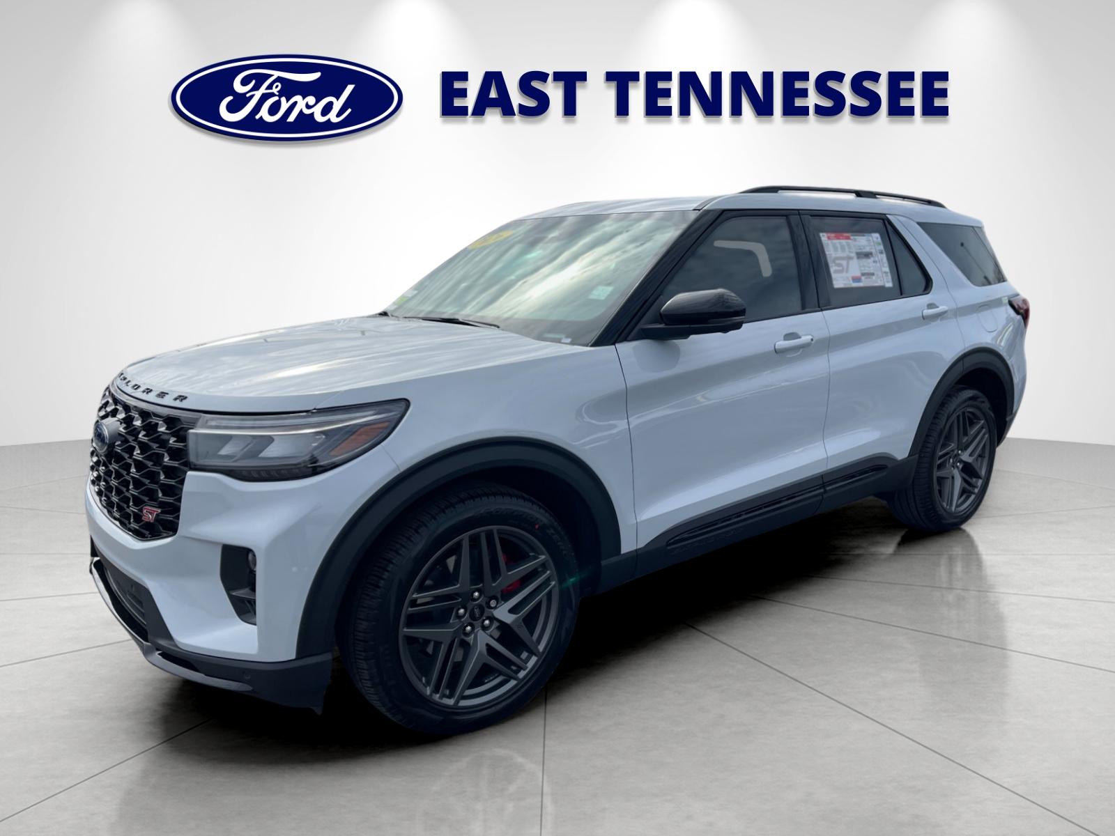 New 2026 Space White Metallic Ford ST image 7