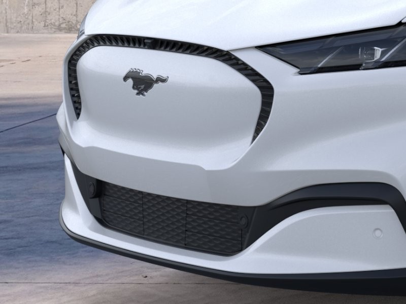 New 2026 White Metallic Ford Select image 17