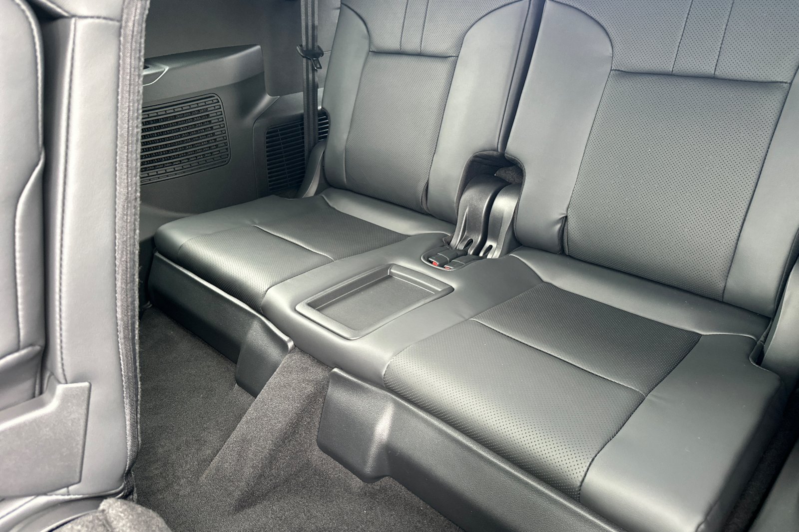 2026 Lexus LX 700h Luxury - Photo 16