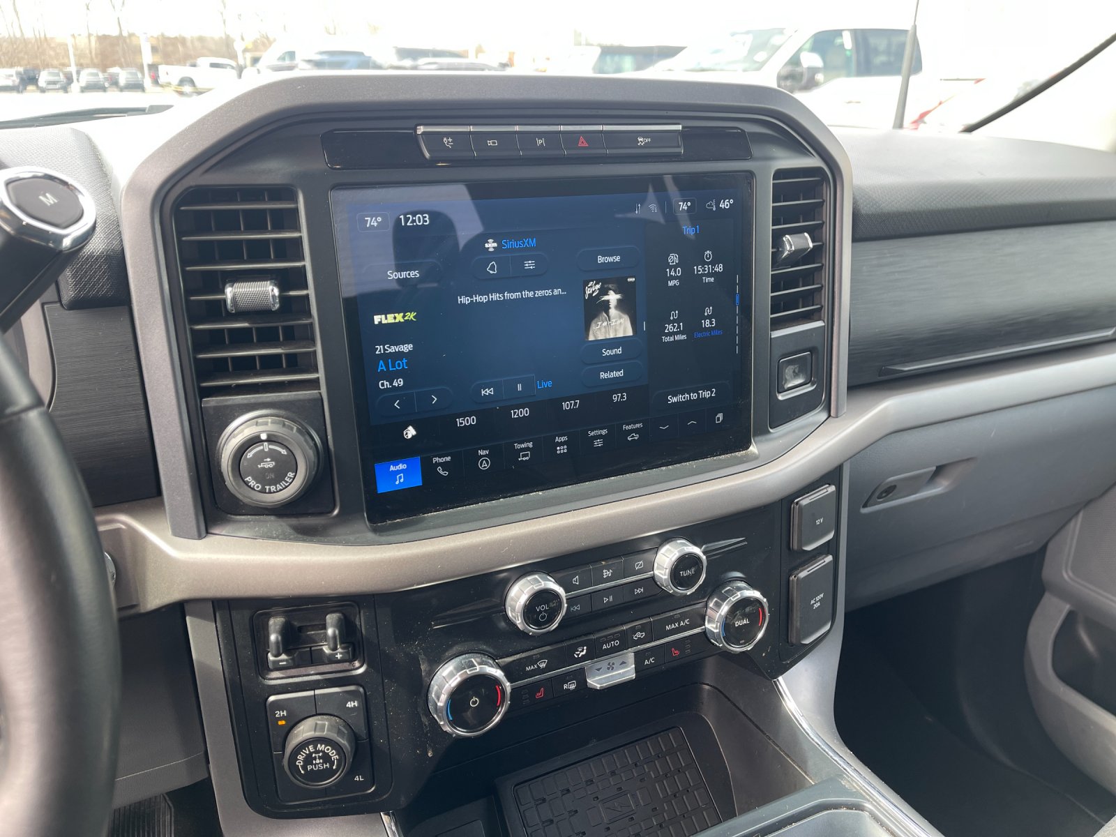 Used 2024 Silver Ford XLT image 19
