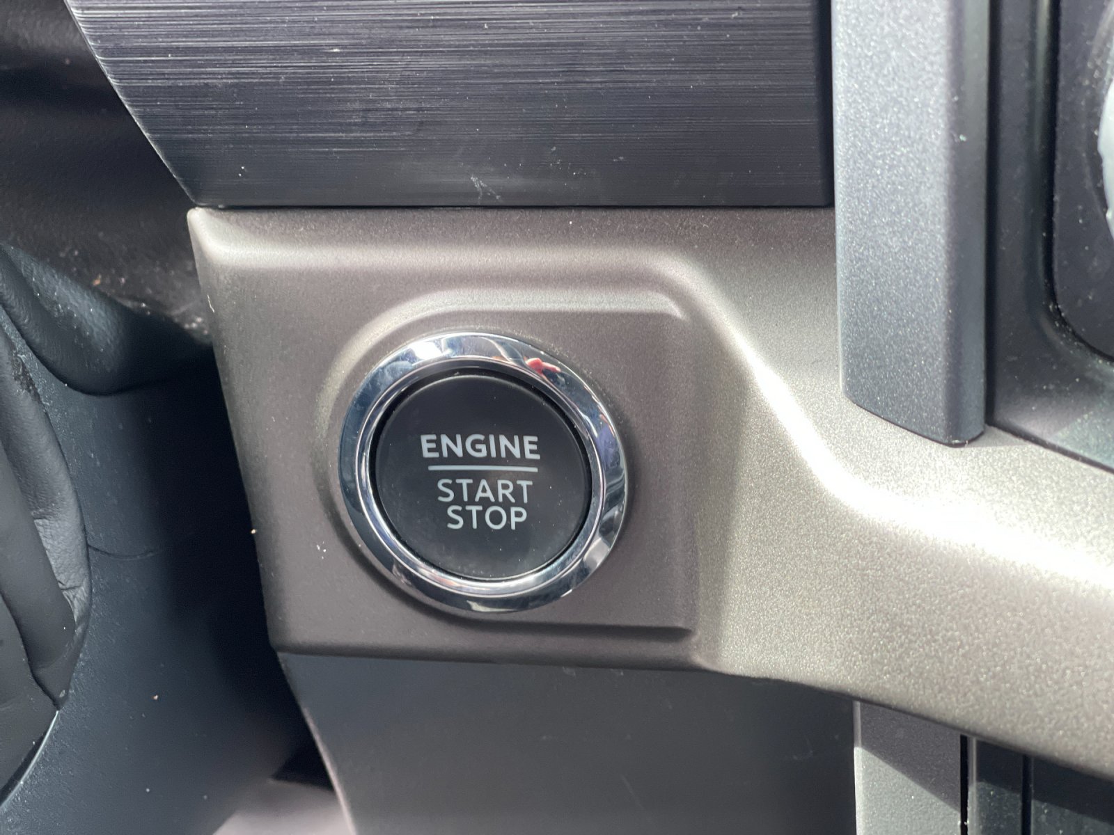 Used 2024 Silver Ford XLT image 24