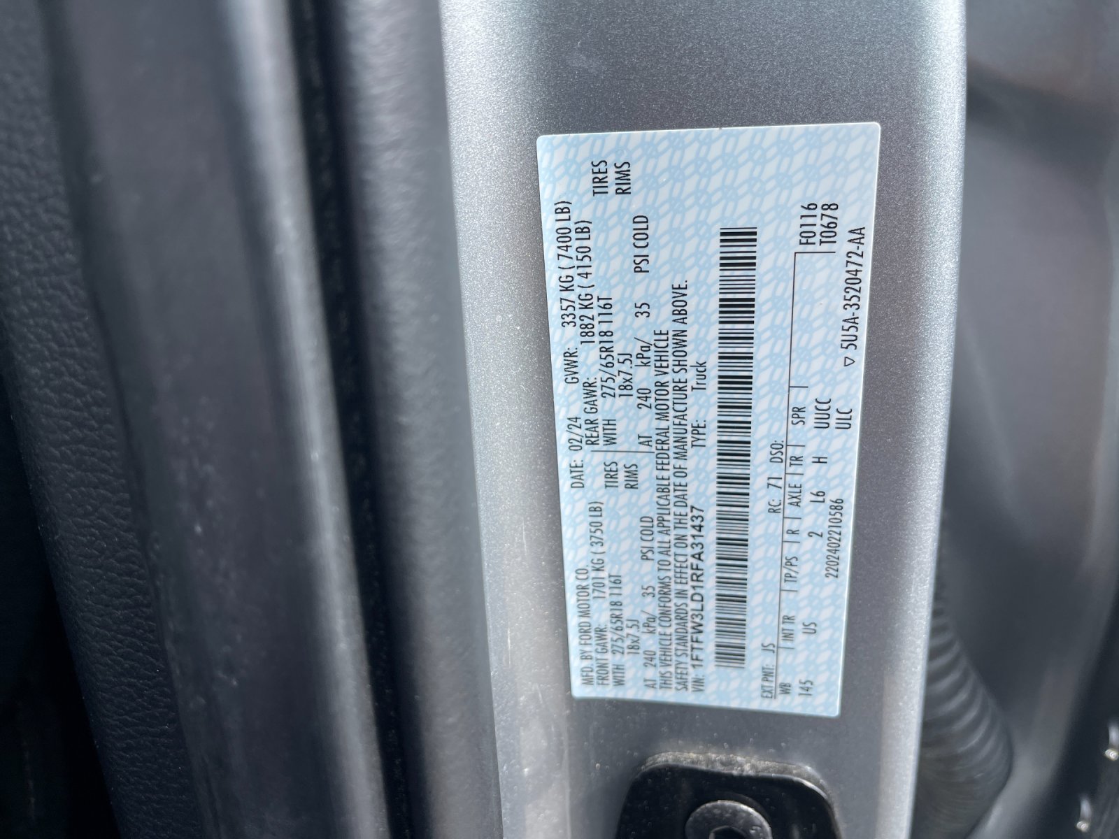Used 2024 Silver Ford XLT image 32