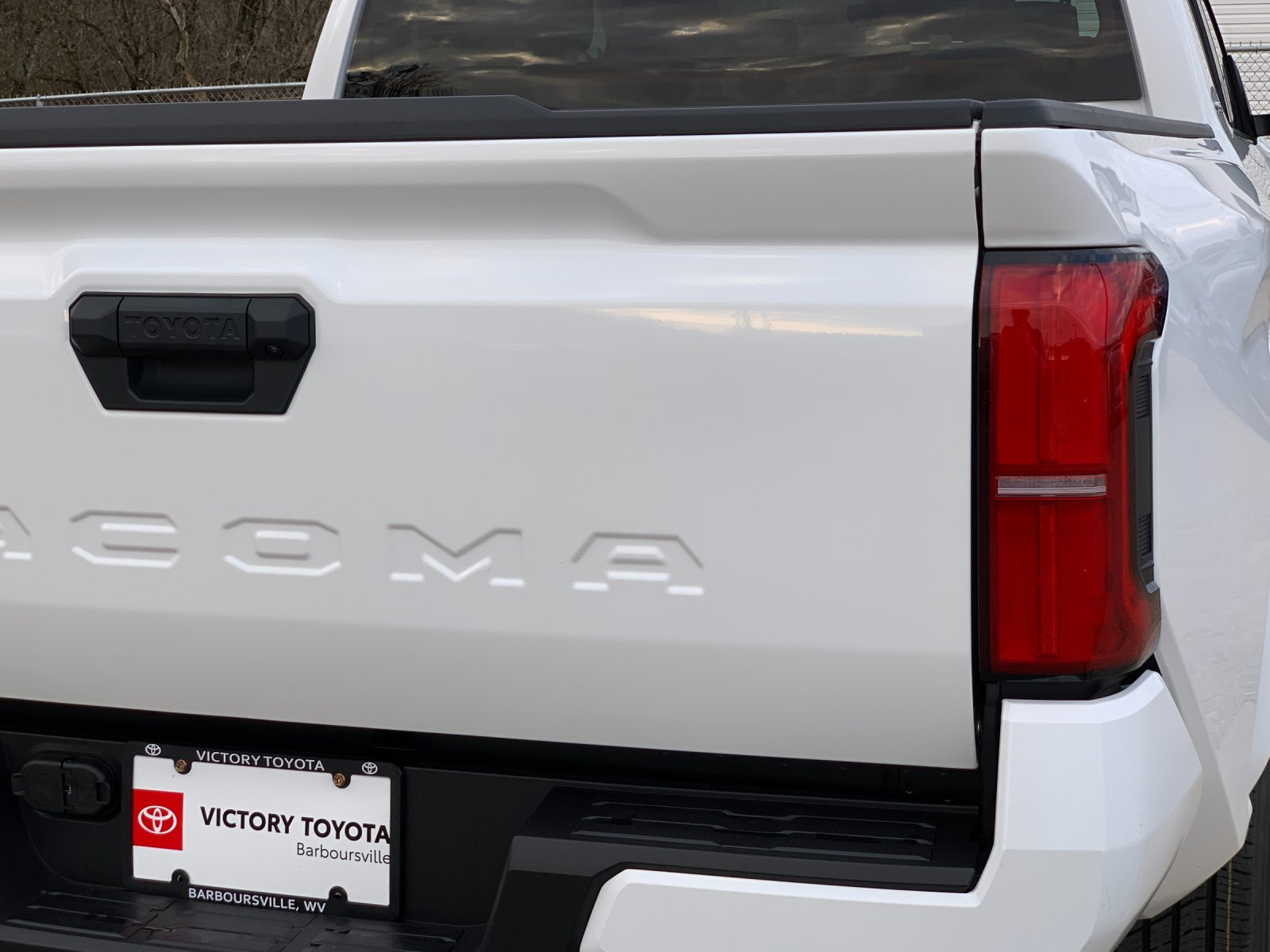 New 2026 Ice Cap Toyota SR5 image 31